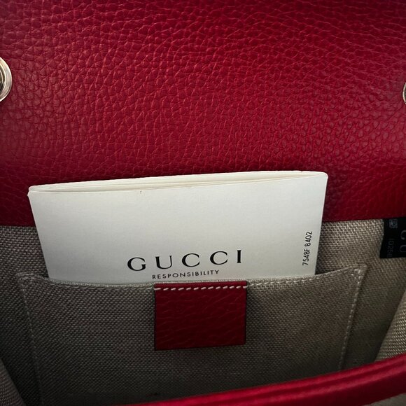 Gucci Interlocking G Shoulder Bag-Red Leather - Picture 6 of 10